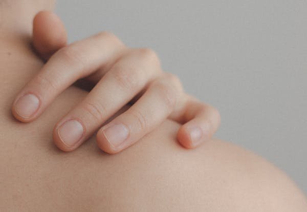 Matrice de l'ongle : comment la préserver et la soigner